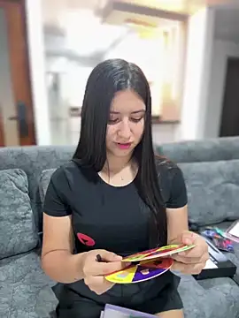 VAL PRINCESS online show from 2, 3, 2025