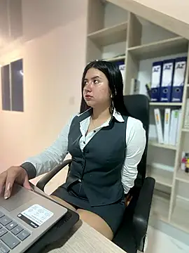 VAL PRINCESS online show from 21, 10, 2025