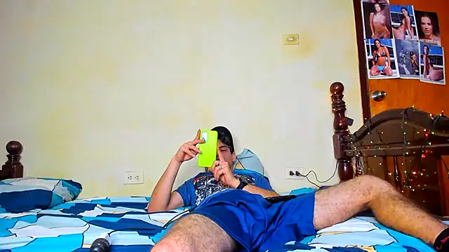 Snapshot of guy_master chatting on 16, 5, 2026 guy master online show from 16, 5, 2026