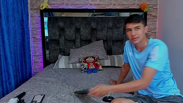 Snapshot of Juva___ chatting on 23, 2, 2025 Juva online show from 23, 2, 2025