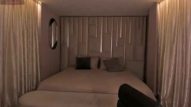 Snapshot of BellaRose_X chatting on 29, 12, 2024 BellaRose X online show from 29, 12, 2024