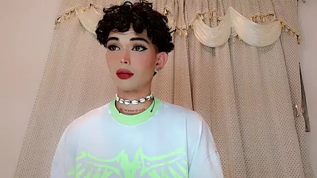 Snapshot of Marian_LV chatting on 17, 12, 2025 Marian LV online show from 17, 12, 2025