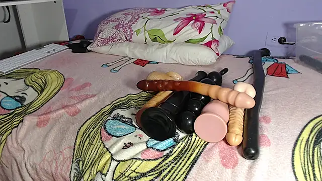 Snapshot of ruby07 chatting on 8, 4, 2026 ruby07 online show from 8, 4, 2026