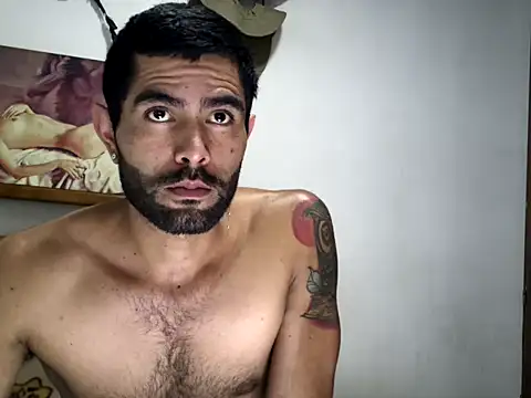 Snapshot of hideonbush051 chatting on 29, 10, 2025 hideonbush051 online show from 29, 10, 2025