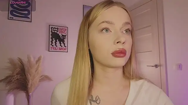  MayShy  online show from 18, 3, 2025