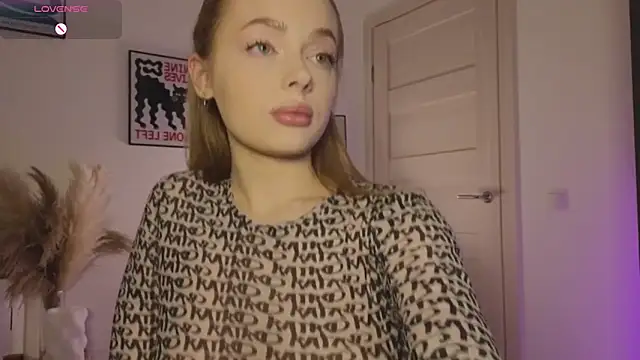  MayShy  online show from 21, 3, 2025