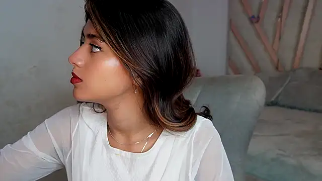 Snapshot of Rebecca_055 chatting on 4, 3, 2026 Rebecca 055 online show from 4, 3, 2026