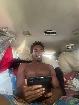 SlimeCrownzOut5 online show from 27, 12, 2024