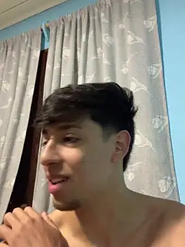 Snapshot of Malditofierro chatting on 10, 11, 2025 Malditofierro online show from 10, 11, 2025