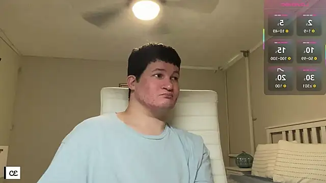 Snapshot of Lorenzo_hernandez chatting on 8, 9, 2025 Lorenzo hernandez online show from 8, 9, 2025