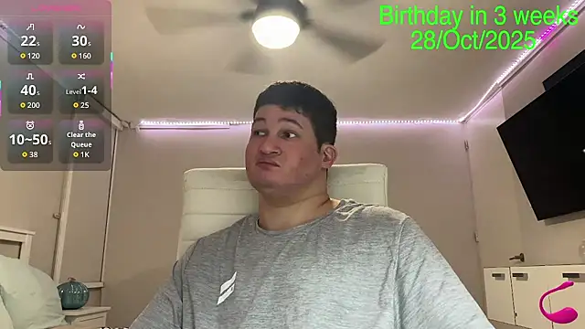 Snapshot of Lorenzo_hernandez chatting on 2, 10, 2025 Lorenzo hernandez online show from 2, 10, 2025