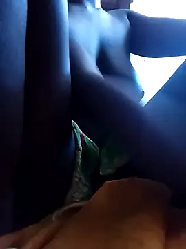 Snapshot of JemaimaPrincess chatting on 28, 2, 2025 JemaimaPrincess online show from 28, 2, 2025