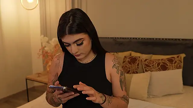 Snapshot of IrisBaker chatting on 31, 3, 2026 IrisBaker online show from 31, 3, 2026