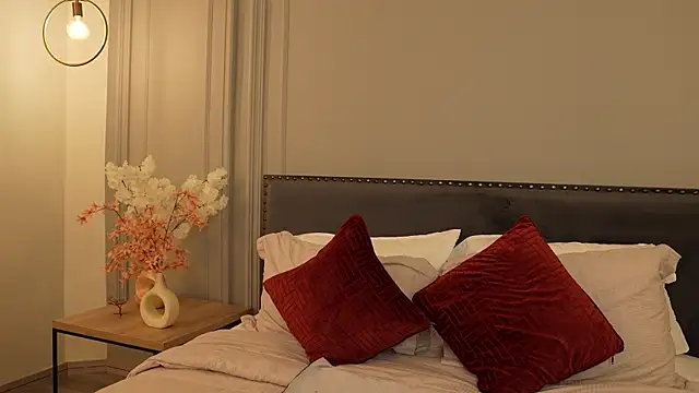 Snapshot of IrisBaker chatting on 22, 4, 2026 IrisBaker online show from 22, 4, 2026