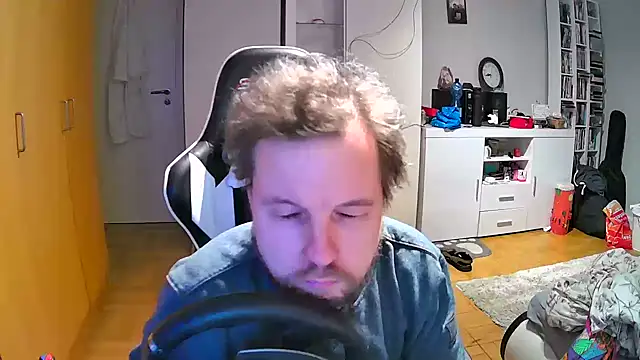 Snapshot of larsgessner30 chatting on 31, 3, 2026 larsgessner30 online show from 31, 3, 2026