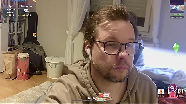 Snapshot of larsgessner30 chatting on 25, 4, 2026 larsgessner30 online show from 25, 4, 2026