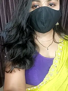 Snapshot of Tanvi-patil chatting on 18, 3, 2026 Tanvi-patil online show from 18, 3, 2026