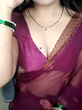 Snapshot of Tanvi-patil chatting on 20, 3, 2026 Tanvi-patil online show from 20, 3, 2026