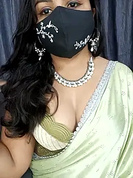 Snapshot of Tanvi-patil chatting on 15, 4, 2026 Tanvi-patil online show from 15, 4, 2026