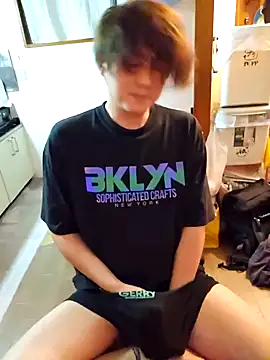 Snapshot of MANNZAAo06 chatting on 19, 1, 2025 MANNZAAo06 online show from 19, 1, 2025