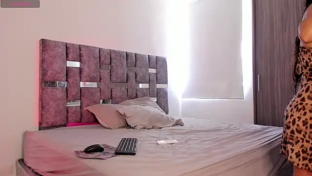 Snapshot of rossth1 chatting on 28, 2, 2026 rossth1 online show from 28, 2, 2026