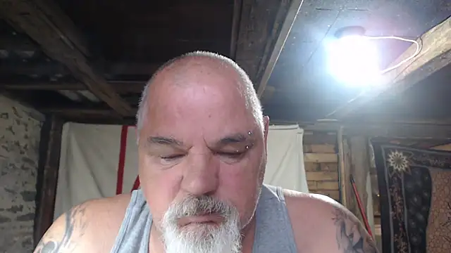 Snapshot of Newfiesausage1972 chatting on 24, 5, 2026 Newfiesausage1972 online show from 24, 5, 2026