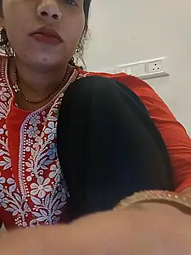 Snapshot of Simaran_bhabhi chatting on 7, 4, 2026 Simaran bhabhi online show from 7, 4, 2026