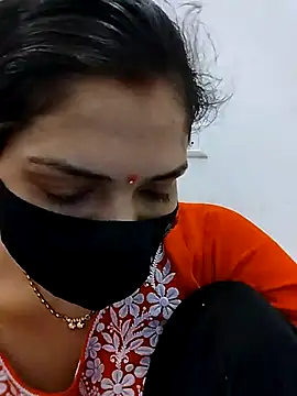 Snapshot of Simaran_bhabhi chatting on 10, 4, 2026 Simaran bhabhi online show from 10, 4, 2026