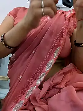 Snapshot of Simaran_bhabhi chatting on 14, 4, 2026 Simaran bhabhi online show from 14, 4, 2026