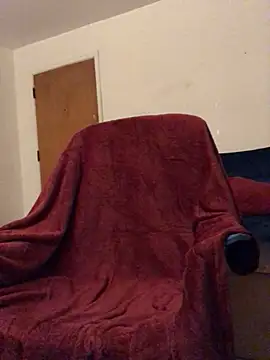 Snapshot of blndpolkadot chatting on 13, 2, 2025 blndpolkadot online show from 13, 2, 2025