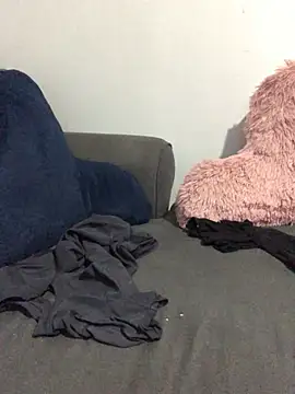 Snapshot of blndpolkadot chatting on 3, 3, 2025 blndpolkadot online show from 3, 3, 2025