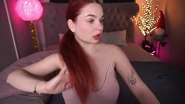 Snapshot of CarolinaDia chatting on 30, 12, 2024 CarolinaDia online show from 30, 12, 2024