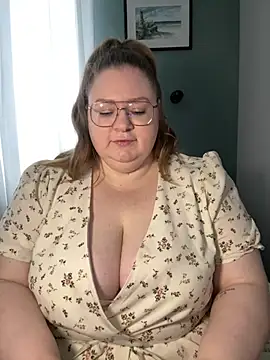 Snapshot of Chloe_WS chatting on 2, 2, 2025 Chloe WS online show from 2, 2, 2025