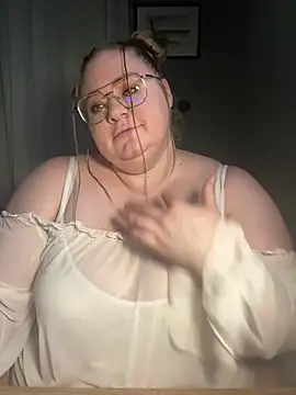 Snapshot of Chloe_WS chatting on 4, 3, 2025 Chloe WS online show from 4, 3, 2025