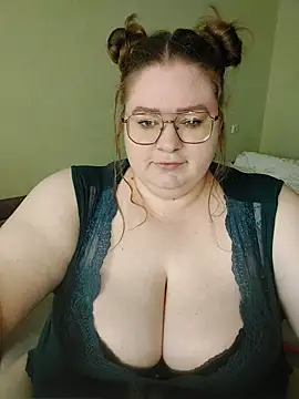 Snapshot of Chloe_WS chatting on 19, 9, 2025 Chloe WS online show from 19, 9, 2025