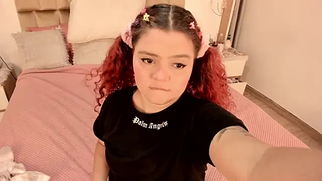 Twwiiggy online show from 18, 2, 2025