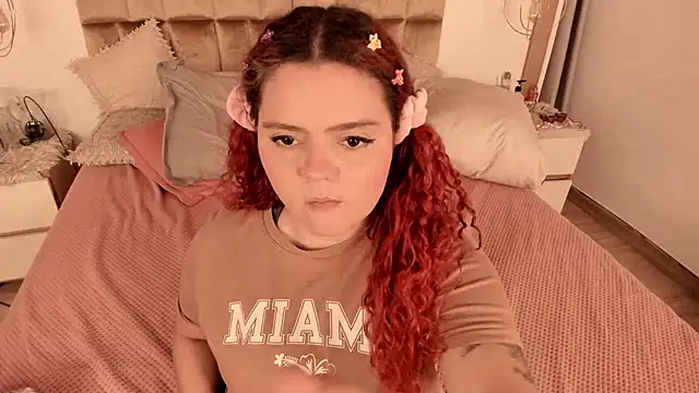 Twwiiggy online show from 21, 2, 2025