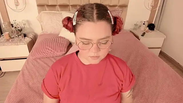 Twwiiggy online show from 14, 3, 2025