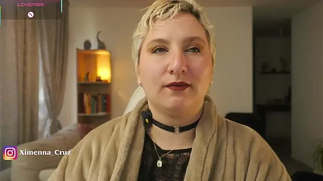 Snapshot of Ximenna_Cruz chatting on 6, 1, 2026 Ximenna Cruz online show from 6, 1, 2026