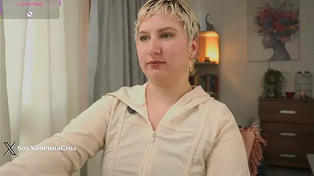 Snapshot of Ximenna_Cruz chatting on 10, 1, 2026 Ximenna Cruz online show from 10, 1, 2026