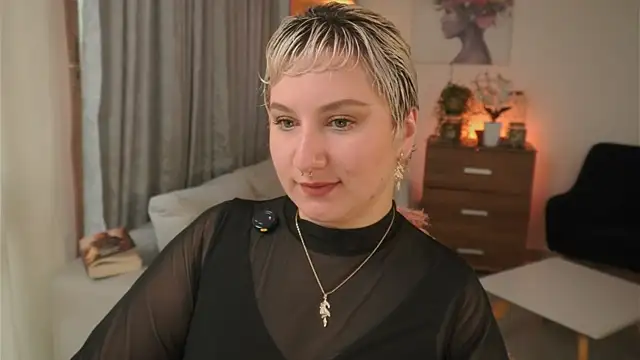 Snapshot of Ximenna_Cruz chatting on 13, 1, 2026 Ximenna Cruz online show from 13, 1, 2026