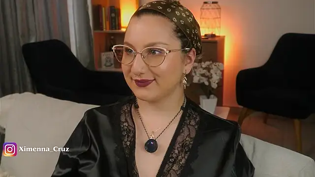 Snapshot of Ximenna_Cruz chatting on 13, 3, 2026 Ximenna Cruz online show from 13, 3, 2026