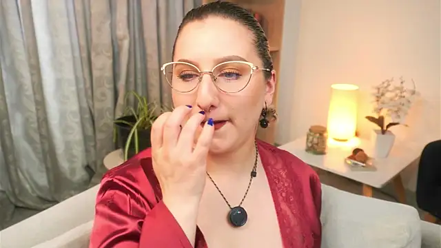 Snapshot of Ximenna_Cruz chatting on 11, 4, 2026 Ximenna Cruz online show from 11, 4, 2026