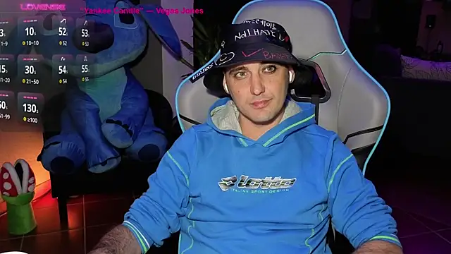 Snapshot of Gil_gamesh90 chatting on 31, 10, 2025 Gil gamesh90 online show from 31, 10, 2025