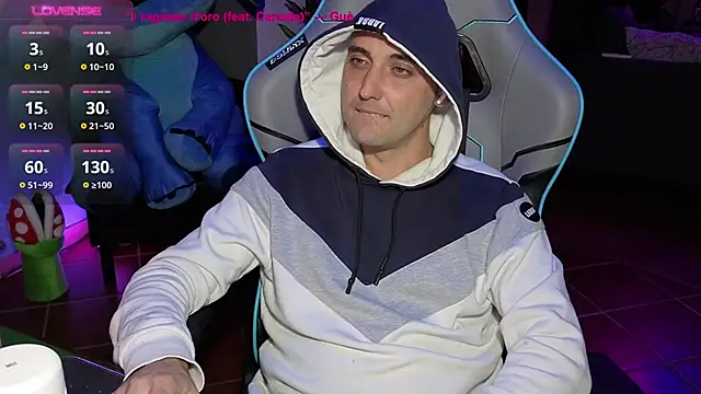 Snapshot of Gil_gamesh90 chatting on 21, 11, 2025 Gil gamesh90 online show from 21, 11, 2025