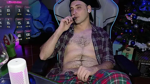 Snapshot of Gil_gamesh90 chatting on 22, 12, 2025 Gil gamesh90 online show from 22, 12, 2025