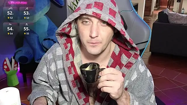 Snapshot of Gil_gamesh90 chatting on 15, 1, 2026 Gil gamesh90 online show from 15, 1, 2026