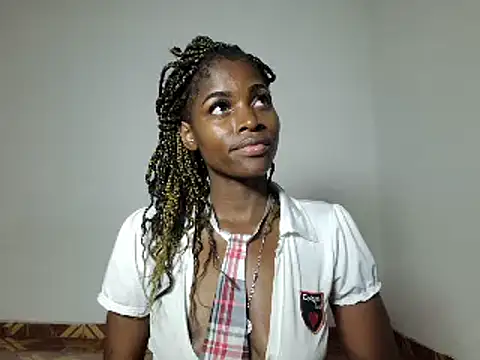 Snapshot of givana_love chatting on 13, 12, 2024 givana love online show from 13, 12, 2024