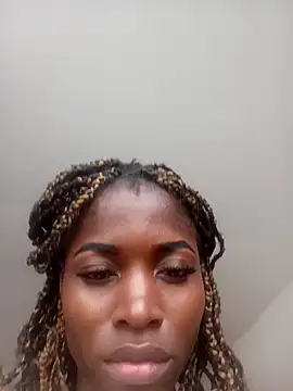 Snapshot of givana_love chatting on 13, 12, 2024 givana love online show from 13, 12, 2024