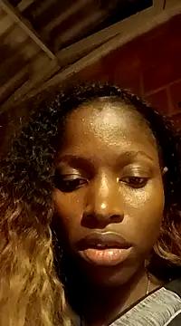 Snapshot of givana_love chatting on 2, 1, 2025 givana love online show from 2, 1, 2025